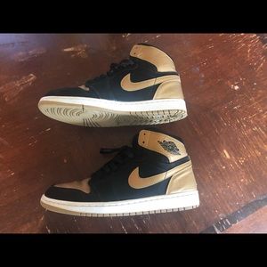 Air Jordan 1  retro high “ Melo “ size 10